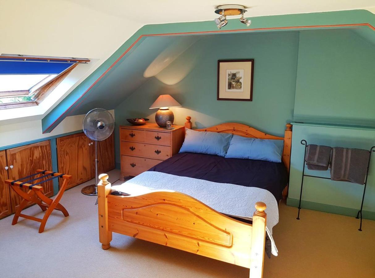 Alma House Bed And Breakfast Ньюбери Экстерьер фото